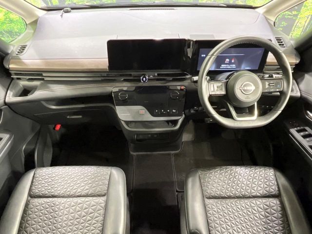 NISSAN SERENA  WG 4WD 2023