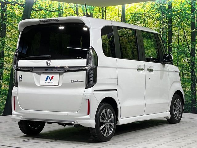 HONDA N BOX CUSTOM 4WD 2023