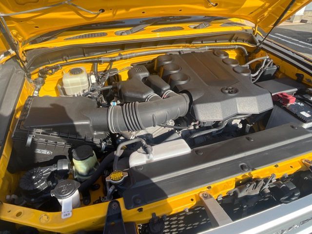 TOYOTA FJ CRUISER 4WD 2014