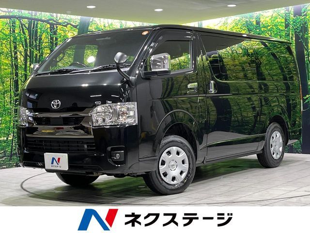 TOYOTA HIACE van 4WD 2025