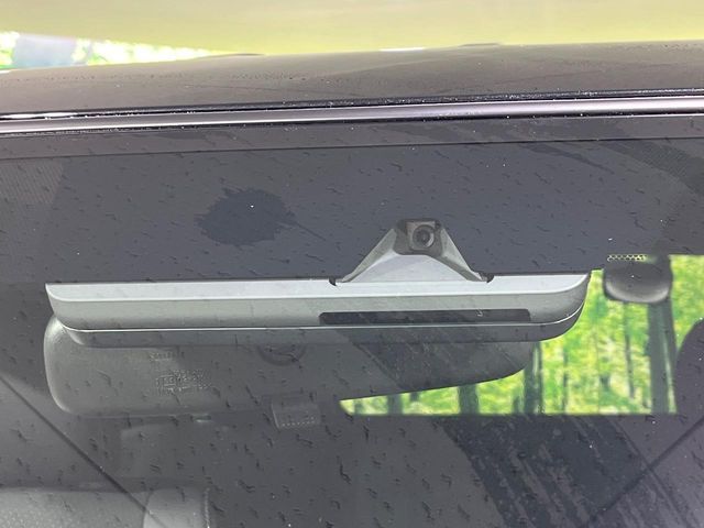 TOYOTA HIACE van 4WD 2025