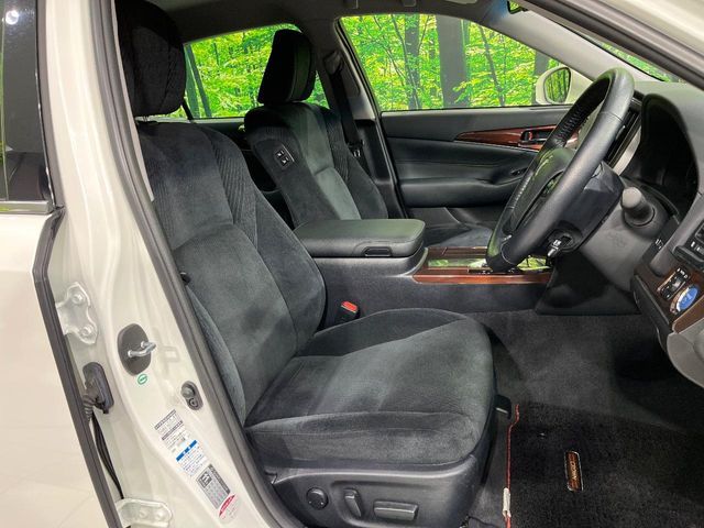 TOYOTA CROWN sedan hybrid 4WD 2014