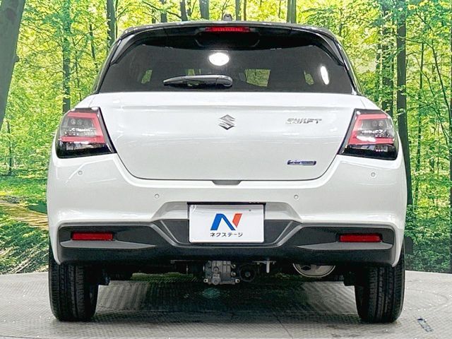 SUZUKI SWIFT 4WD 2024