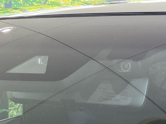 TOYOTA HARRIER HYBRID 2022