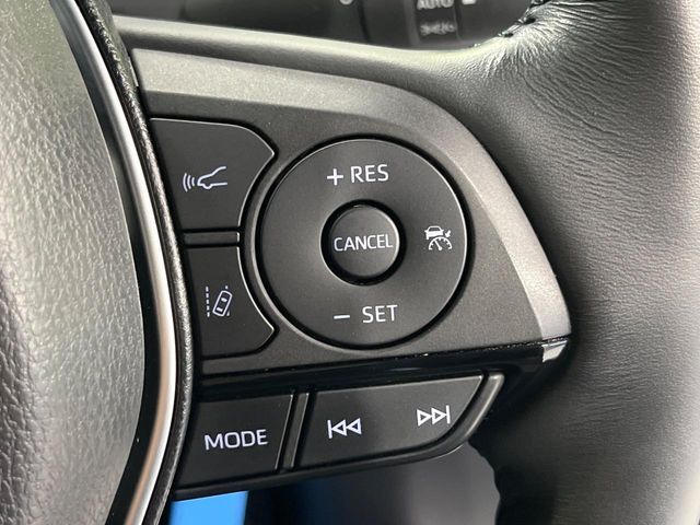 TOYOTA HARRIER HYBRID 2022