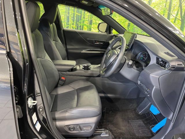 TOYOTA HARRIER HYBRID 2022