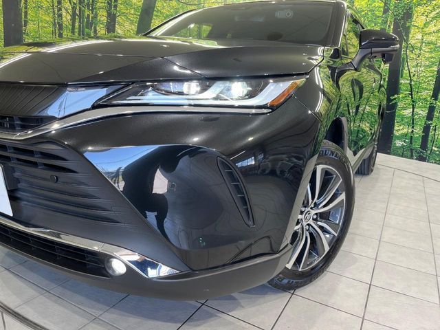 TOYOTA HARRIER HYBRID 2022