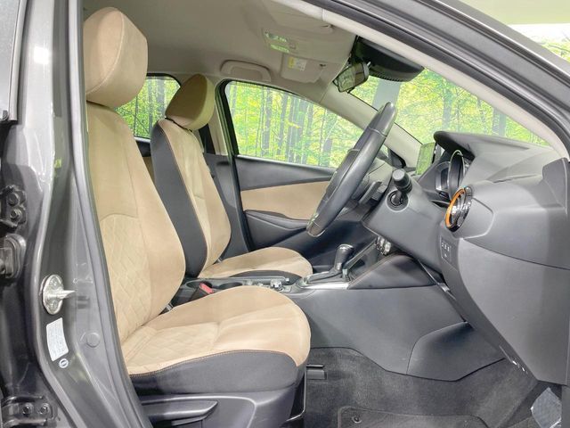 MAZDA DEMIO 4WD 2016