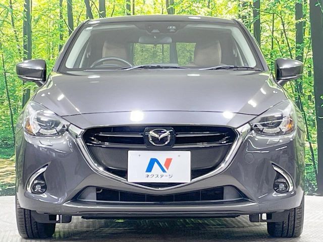 MAZDA DEMIO 4WD 2016