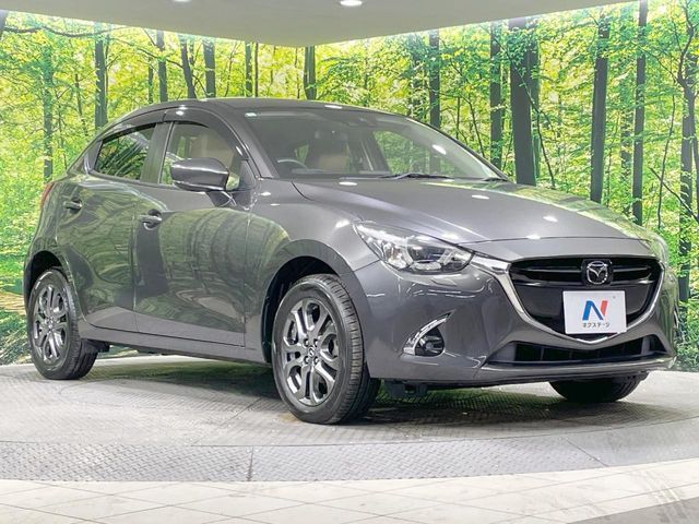 MAZDA DEMIO 4WD 2016