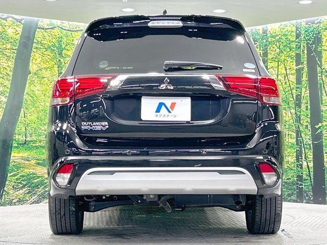 MITSUBISHI OUTLANDER PHEV 2018
