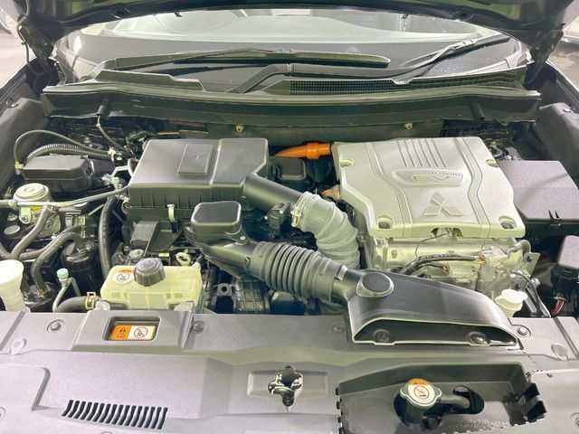 MITSUBISHI OUTLANDER PHEV 2018