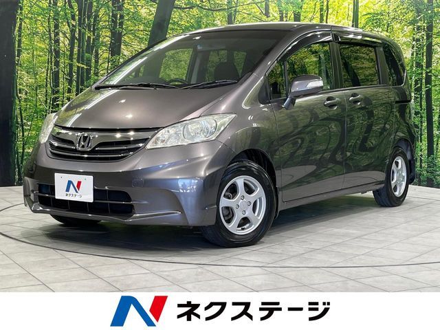 HONDA FREED 2013