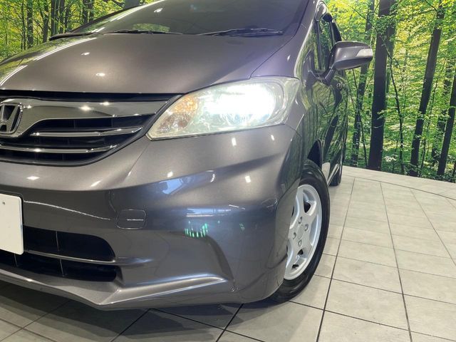 HONDA FREED 2013