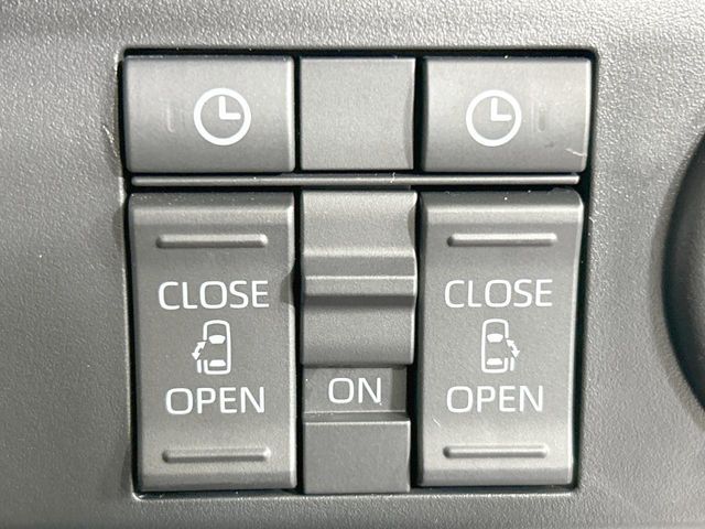 TOYOTA ROOMY 4WD 2024