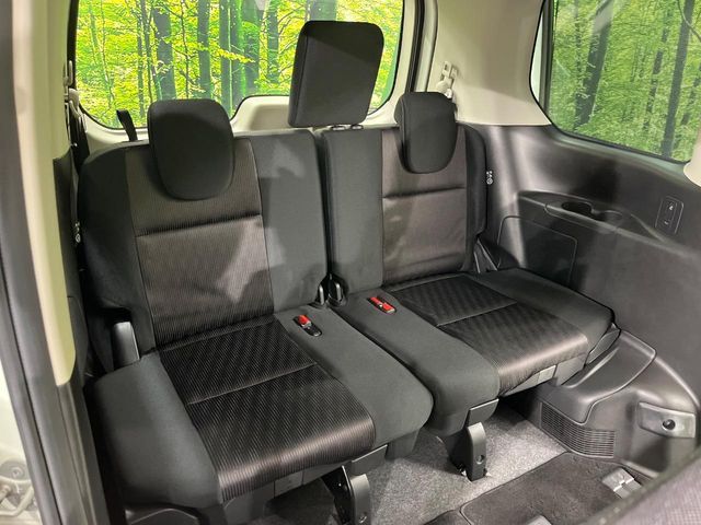 NISSAN SERENA  S-HYBRID 4WD 2016