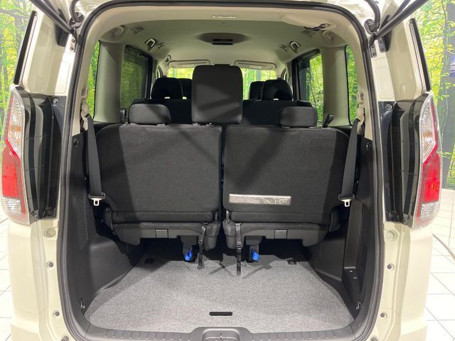 NISSAN SERENA  S-HYBRID 4WD 2016