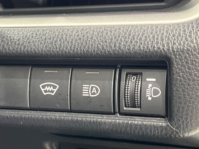 TOYOTA PRIUS 4WD 2023