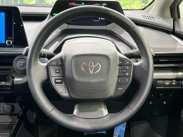 TOYOTA PRIUS 4WD 2023