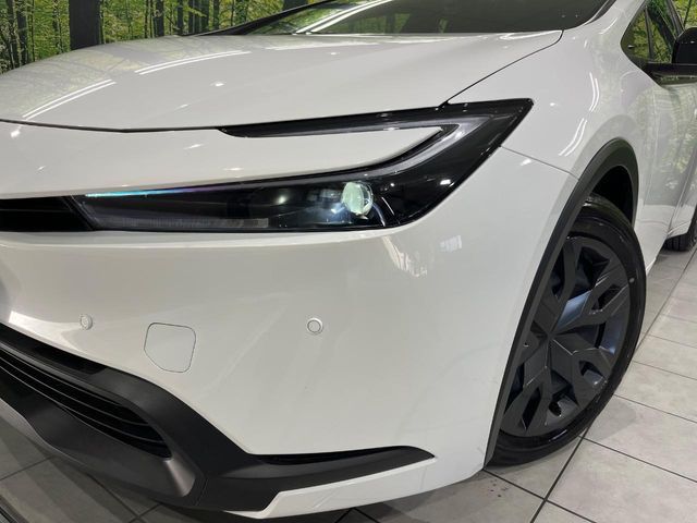 TOYOTA PRIUS 4WD 2023