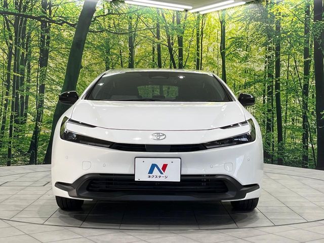 TOYOTA PRIUS 4WD 2023