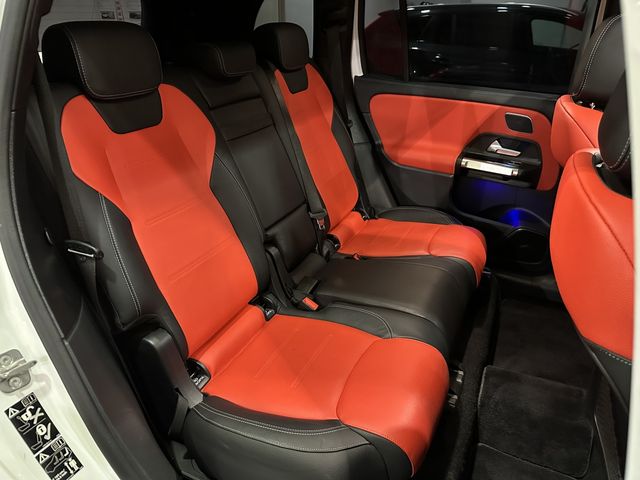 MERCEDES BENZ MERCEDES BENZ GLB 2024