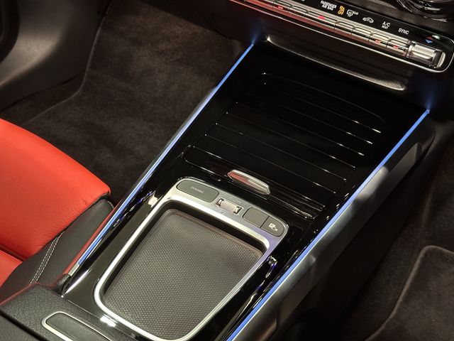 MERCEDES BENZ MERCEDES BENZ GLB 2024