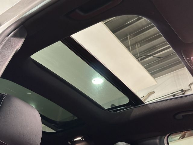 MERCEDES BENZ MERCEDES BENZ GLB 2024