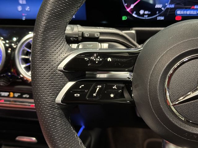 MERCEDES BENZ MERCEDES BENZ GLB 2024