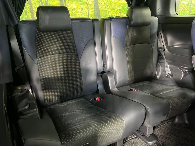 TOYOTA VELLFIRE 4WD 2016