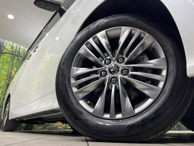 TOYOTA ALPHARD hybrid 4WD 2024