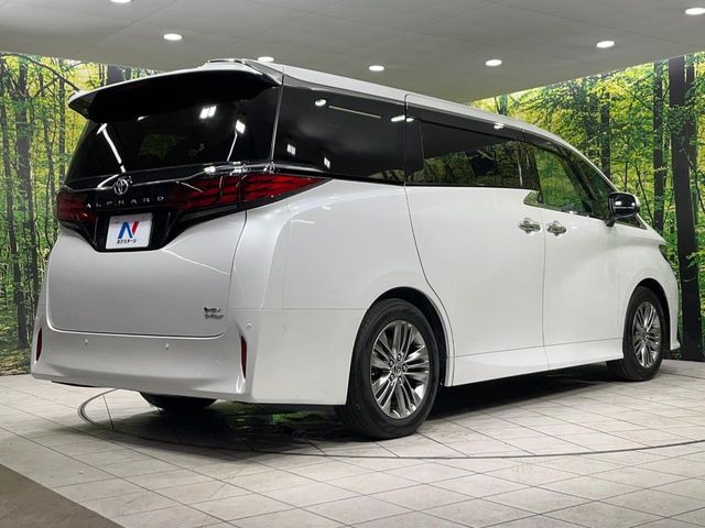 TOYOTA ALPHARD hybrid 4WD 2024
