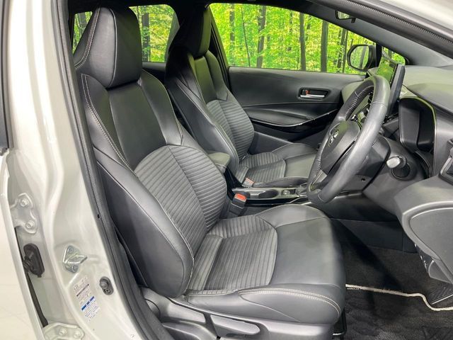 TOYOTA COROLLA TOURING HYBRID 4WD 2020