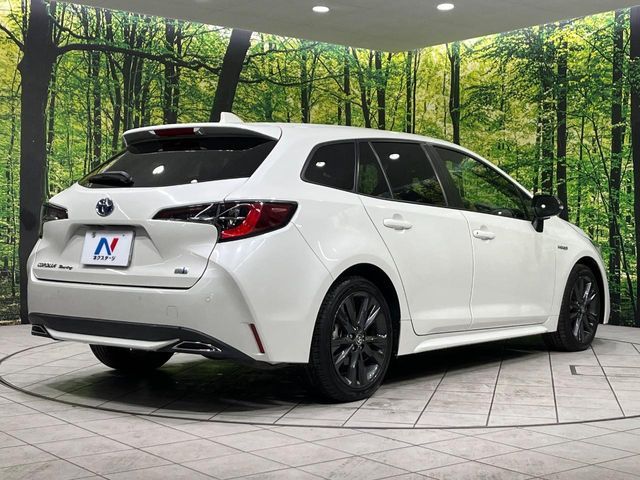 TOYOTA COROLLA TOURING HYBRID 4WD 2020