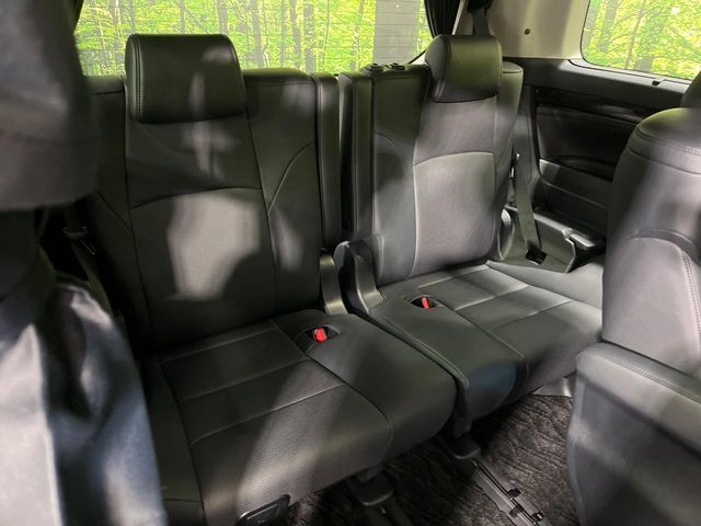 TOYOTA ALPHARD 4WD 2018