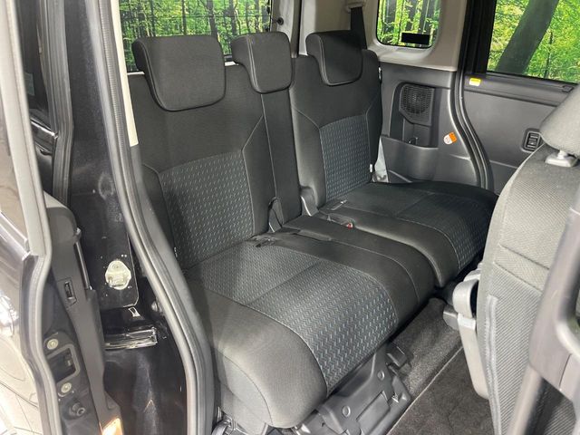 TOYOTA ROOMY 4WD 2021