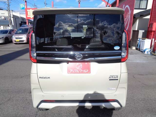NISSAN ROOX 2021