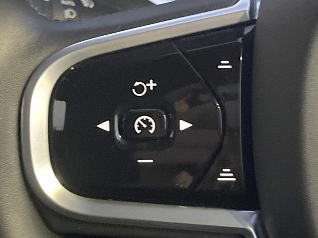 VOLVO VOLVO V60 2021