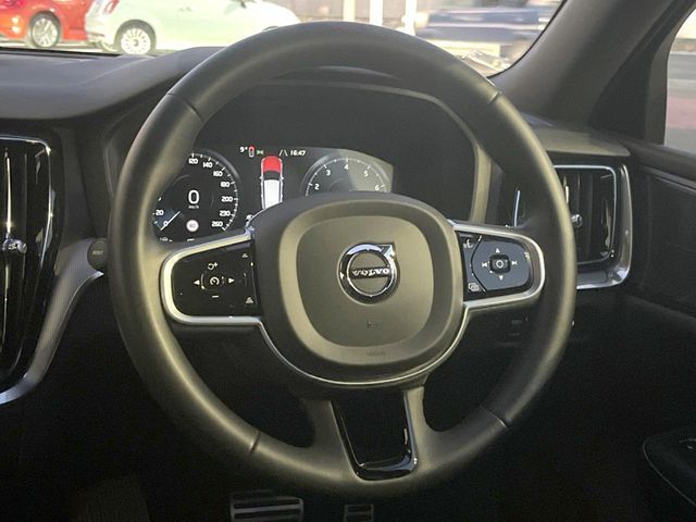 VOLVO VOLVO V60 2021