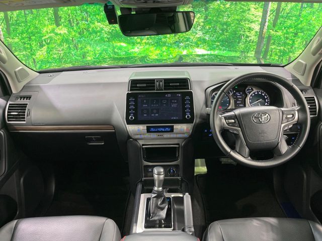 TOYOTA LANDCRUISER PRADO 2023