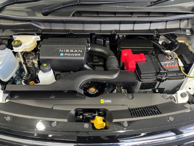 NISSAN SERENA  WG 4WD 2025