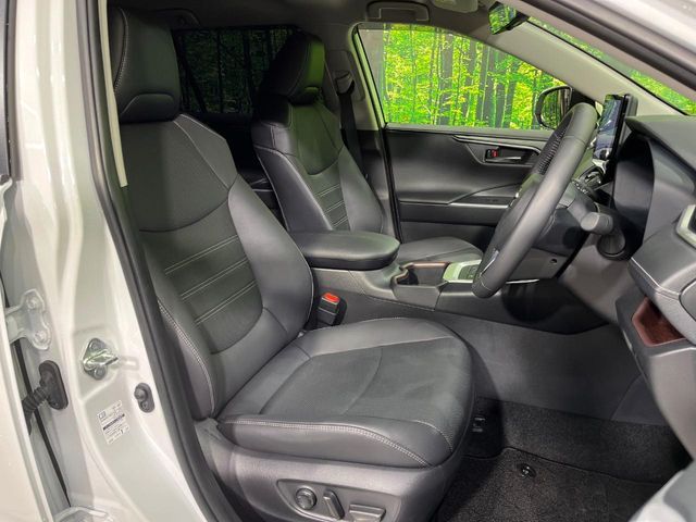 TOYOTA RAV4 HYBRID 4WD 2023