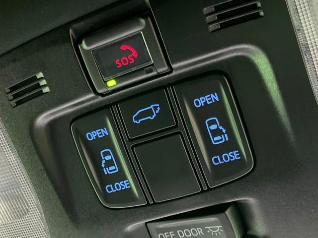 TOYOTA VELLFIRE 2022