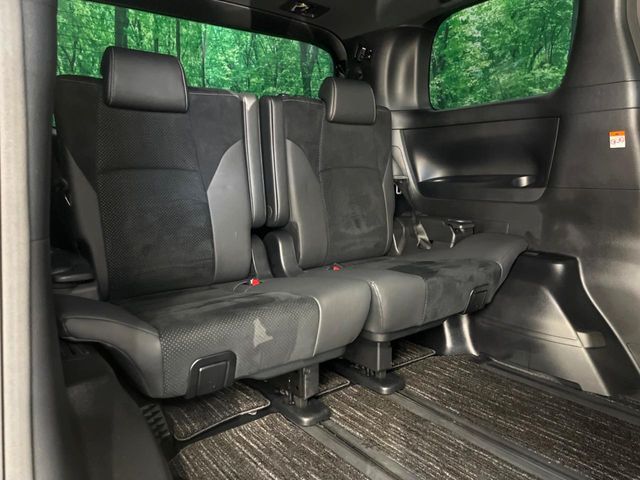 TOYOTA VELLFIRE 2022