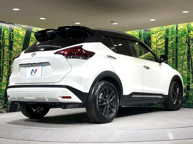 NISSAN KICKS 2021