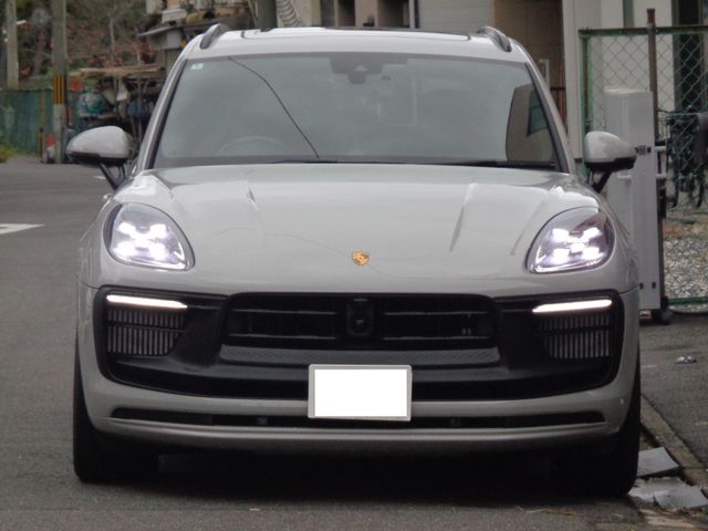 PORSCHE PORSCHE Macan 2022
