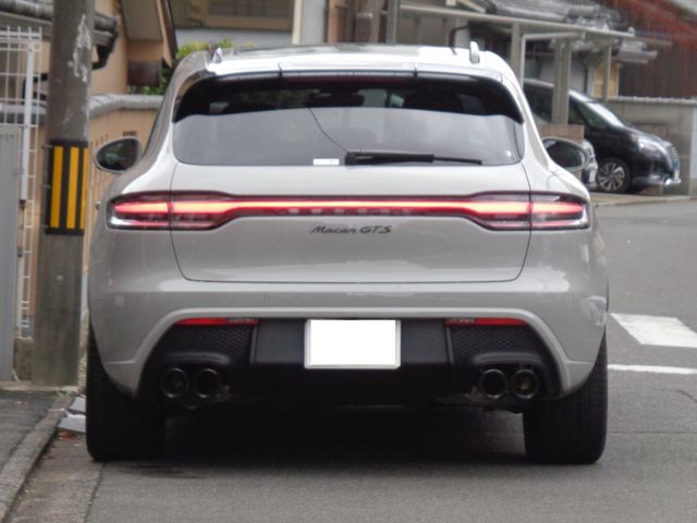 PORSCHE PORSCHE Macan 2022