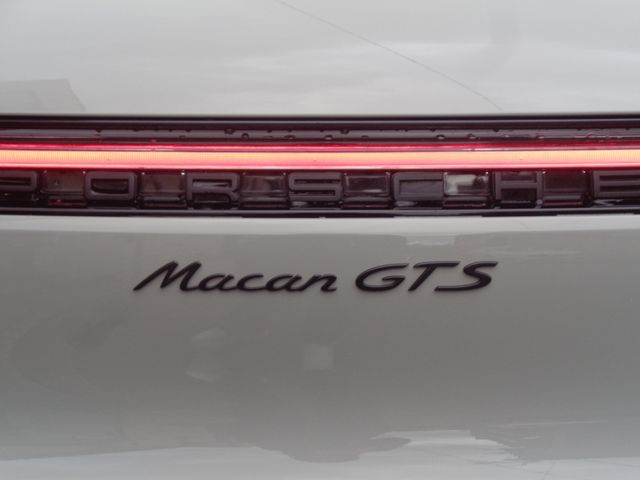 PORSCHE PORSCHE Macan 2022