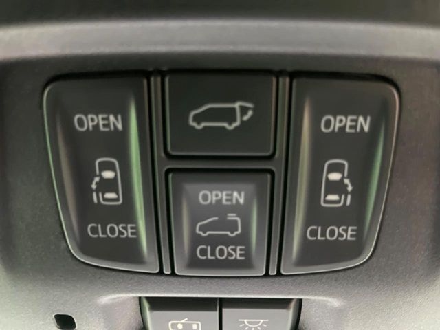 TOYOTA VELLFIRE 2015