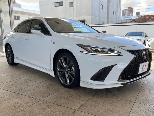 TOYOTA LEXUS ES300h 2020